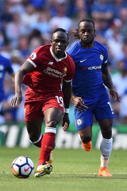 面临经济压 面临经济压