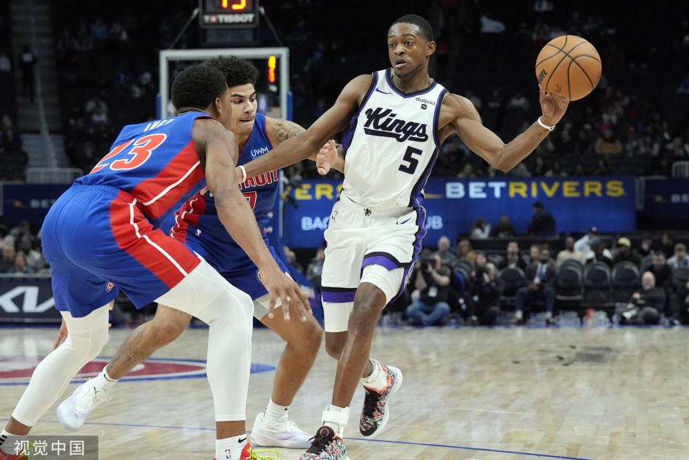 贡萨洛面临 贡萨洛面临