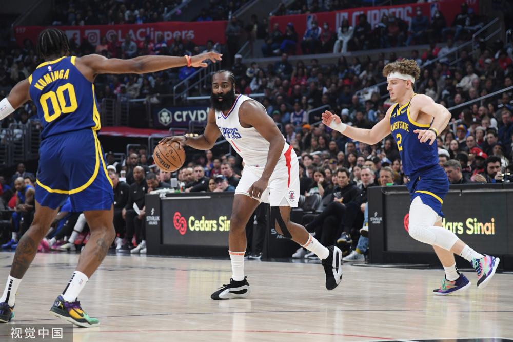 为制造话题 为制造话题