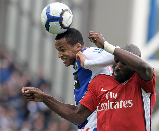 轻的中场球 轻的中场球